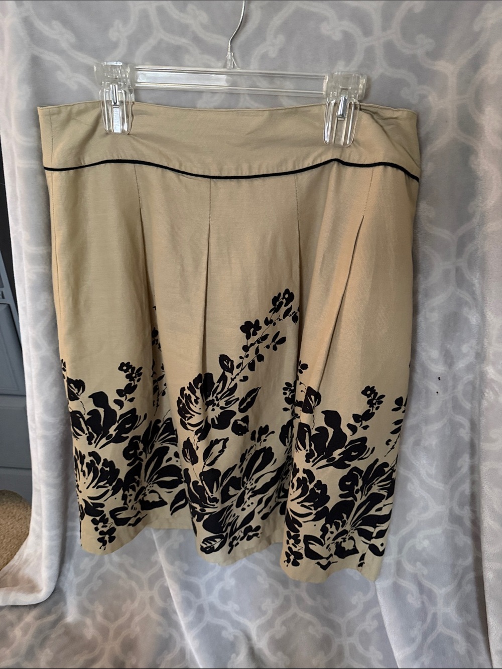 Covington Beige A-Line Skirt with Black Floral Border- 18” Waist